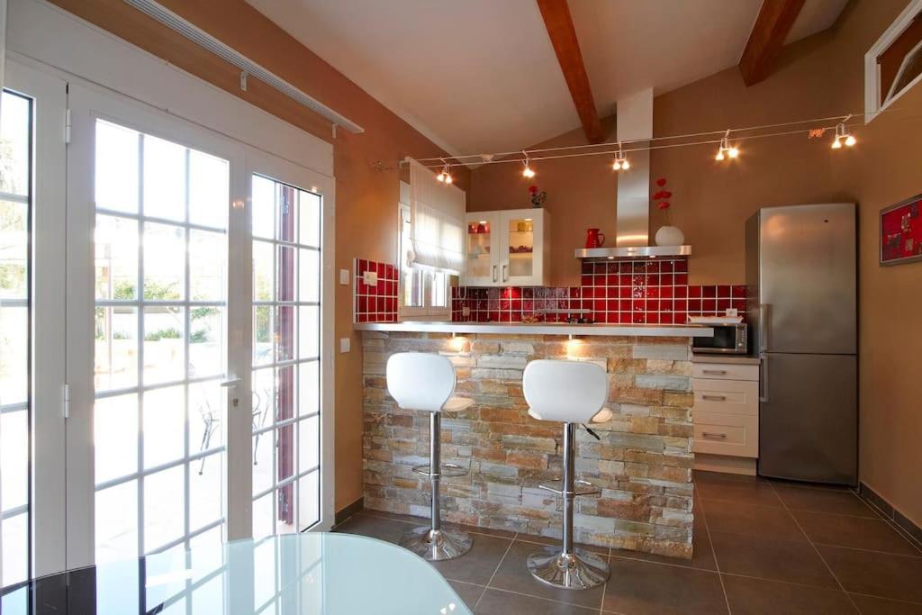 Studio Dans Villa Avec Piscine Cassis Esterno foto
