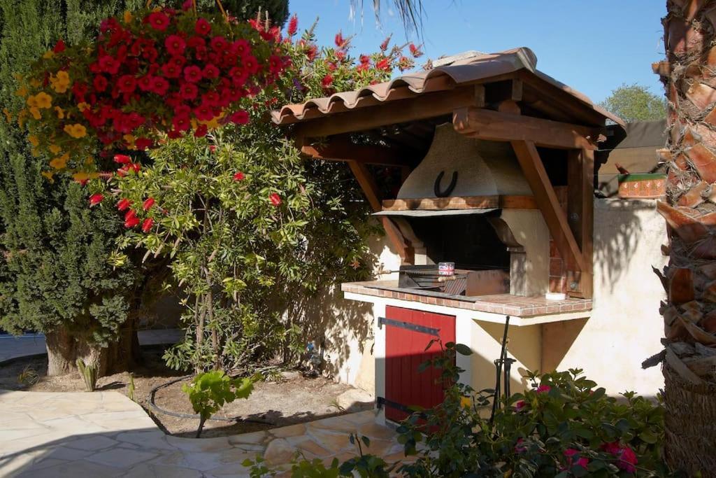 Studio Dans Villa Avec Piscine Cassis Esterno foto